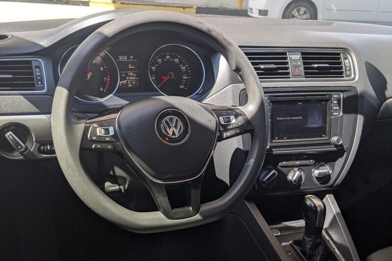 2016 Volkswagen Jetta Sedan 1.4T SE Tampa FL