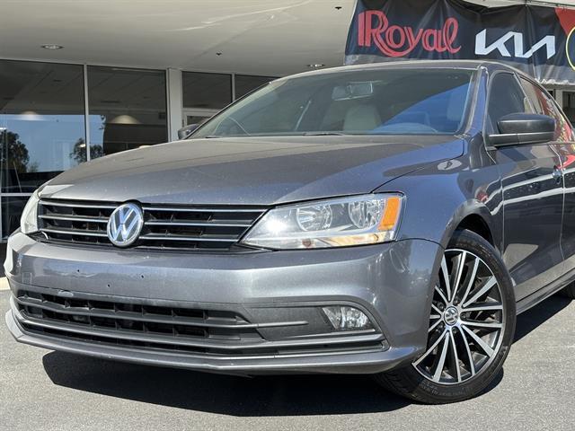 2016 Volkswagen Jetta Sedan 1.8T Sport PZEV
