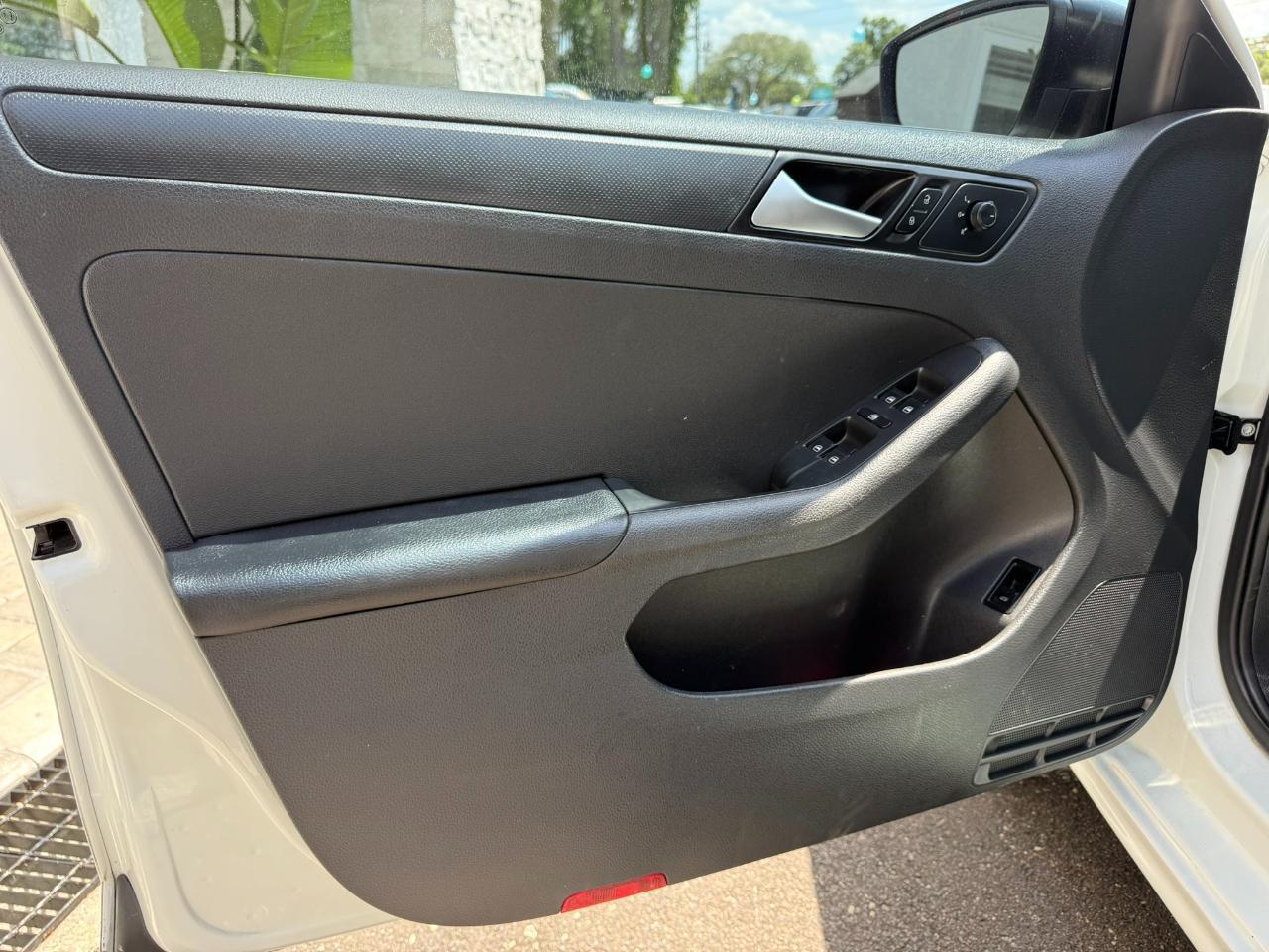 2016 Volkswagen Jetta Sedan 4dr Auto 1.4T S Jacksonville FL