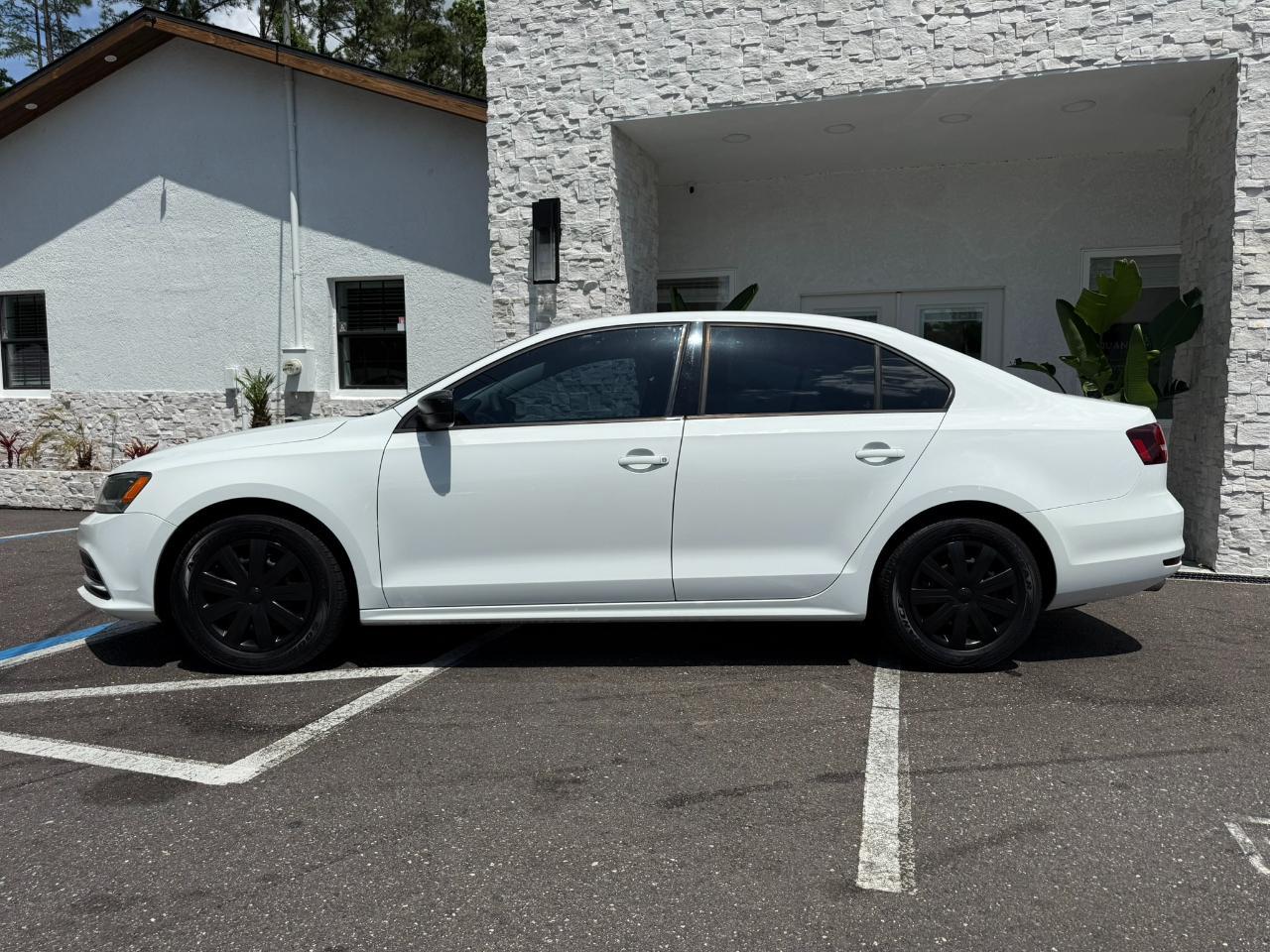 2016 Volkswagen Jetta Sedan 4dr Auto 1.4T S