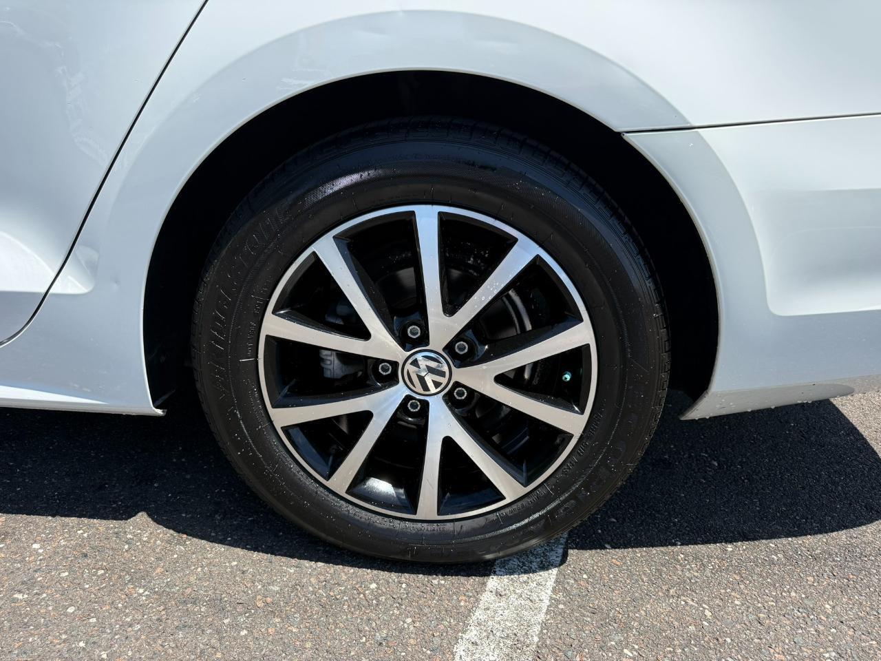 2016 Volkswagen Jetta Sedan 4dr Auto 1.4T SE Jacksonville FL