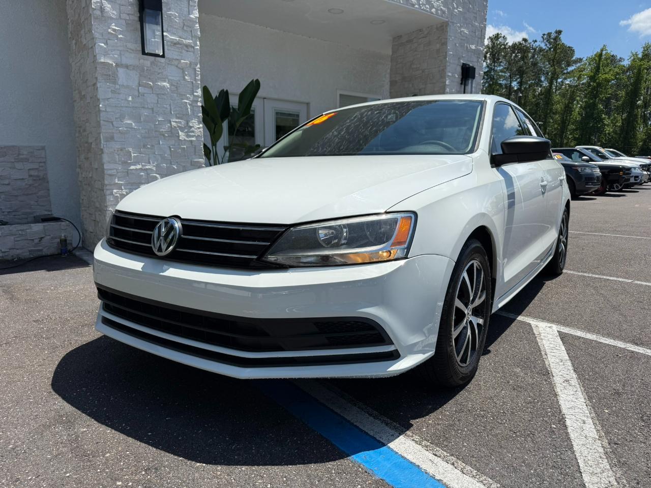 2016 Volkswagen Jetta Sedan 4dr Auto 1.4T SE