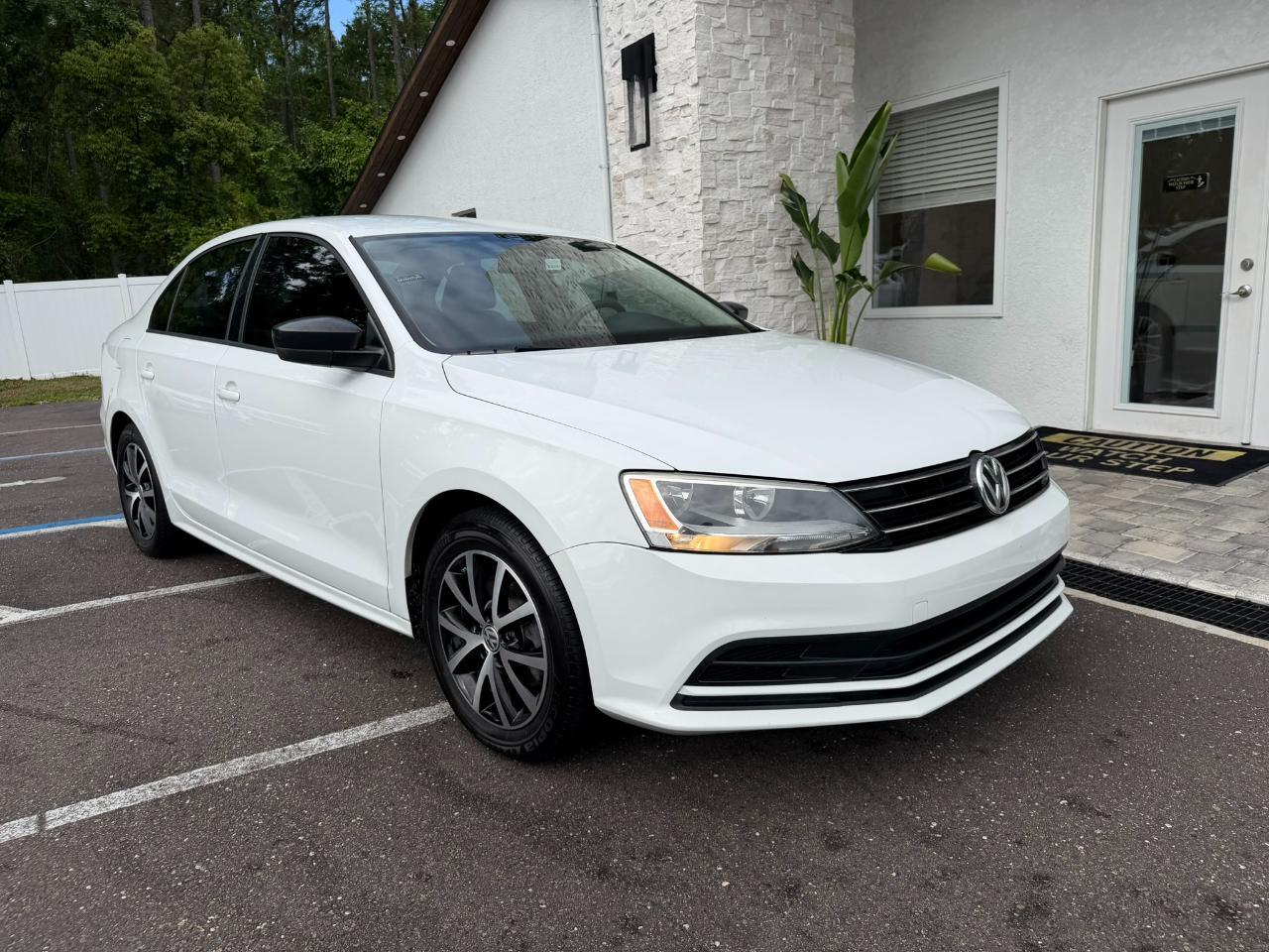 2016 Volkswagen Jetta Sedan 4dr Auto 1.4T SE Jacksonville FL