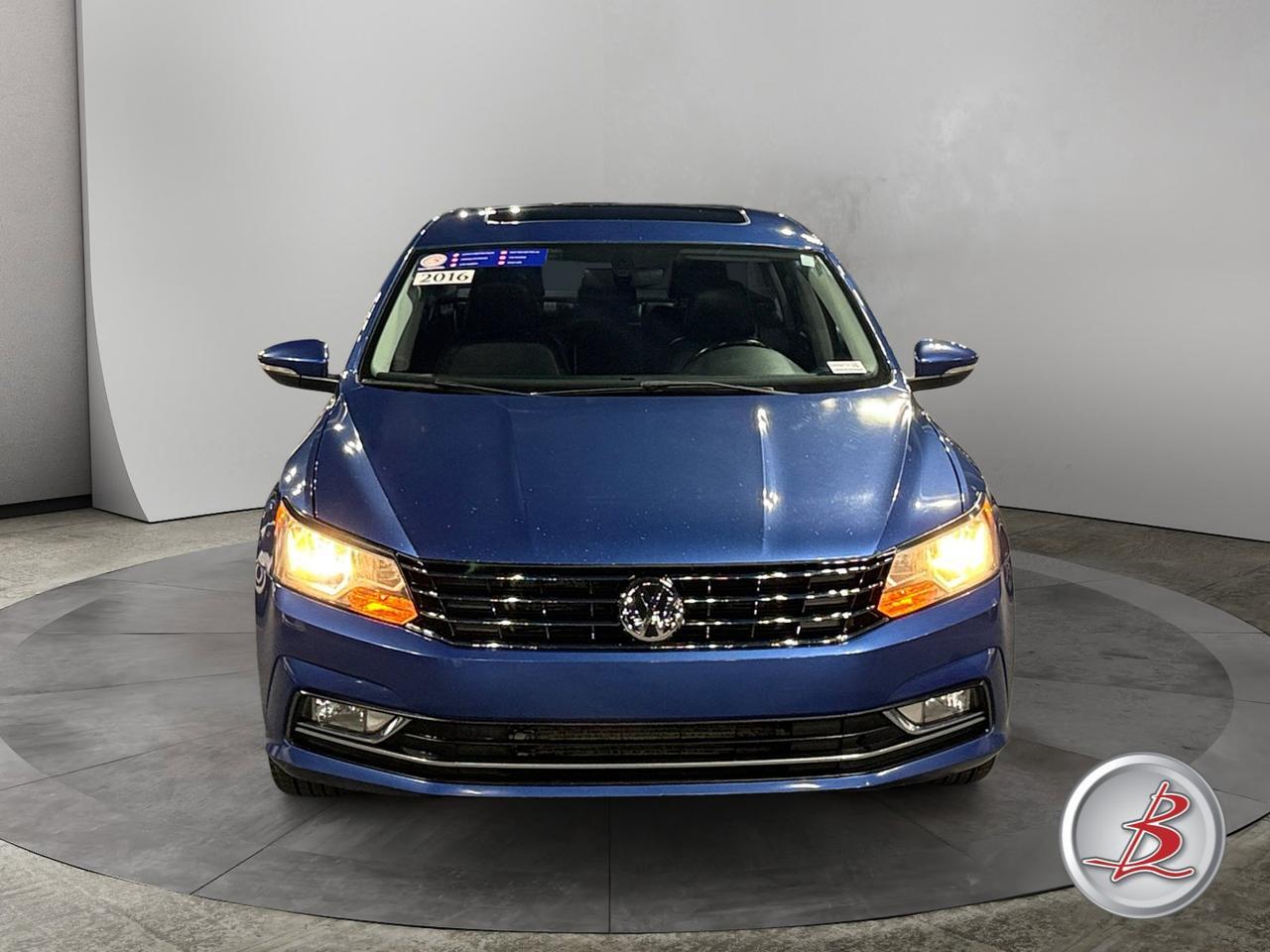 2016 Volkswagen PASSAT 1.8T SE w/Technology