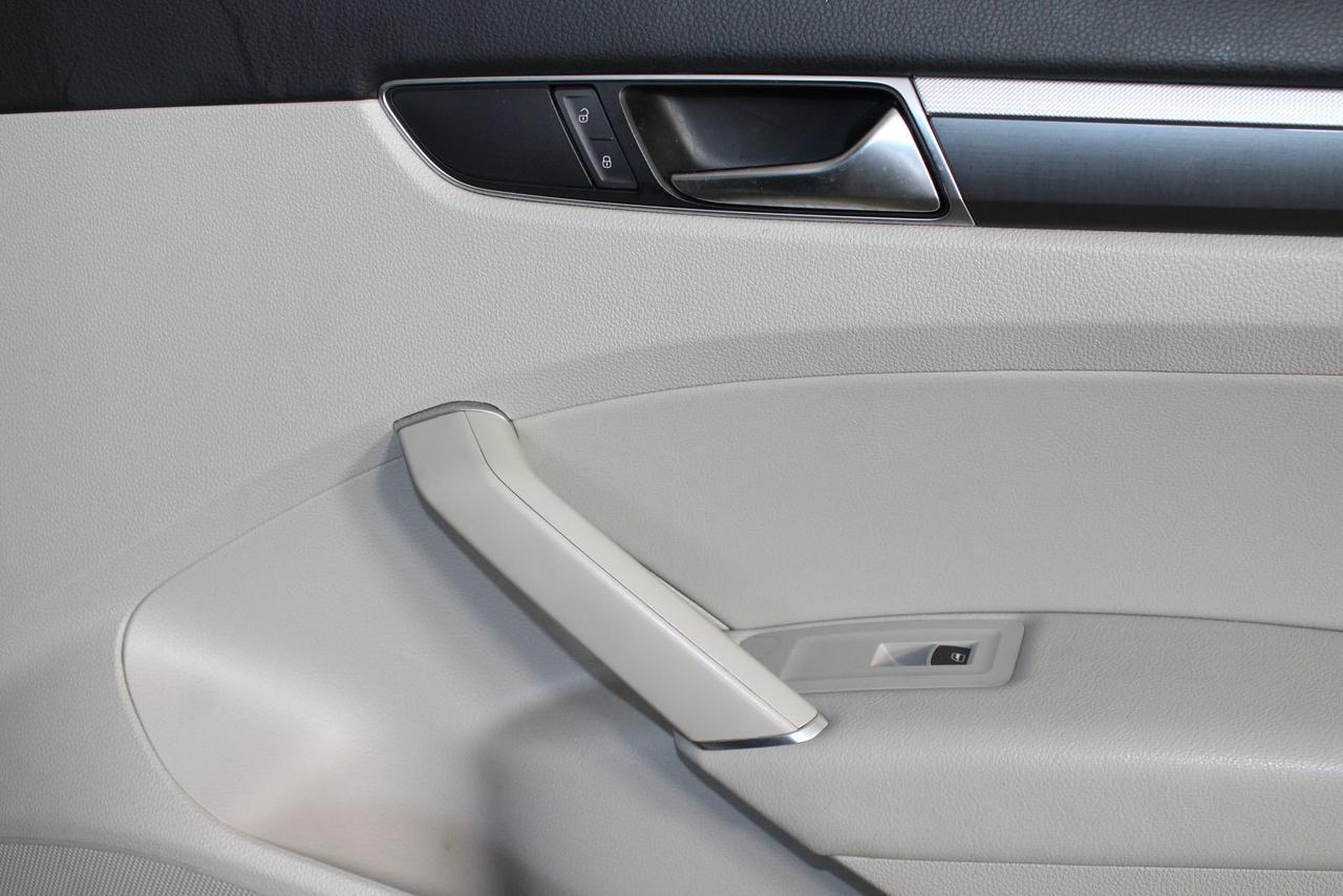 2016 Volkswagen Passat 1.8T R-Line Manassas VA