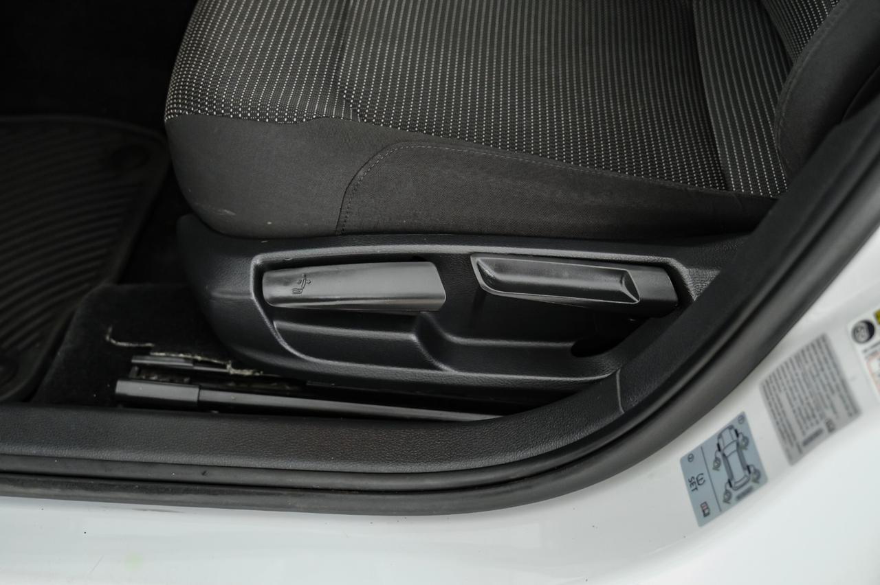 2016 Volkswagen Passat 1.8T S AUTOMATIC REAR CAMERA BLUETOOTH CRUISE CONTROL ALLOY WHEELS Carrollton TX