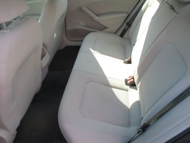 2016 Volkswagen Passat 1.8T S Florence KY