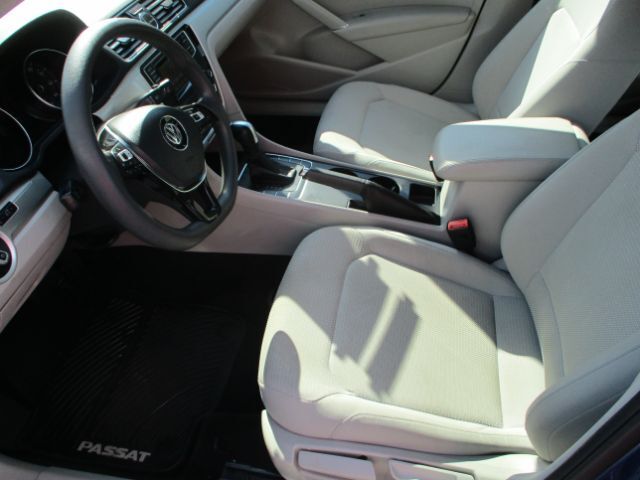 2016 Volkswagen Passat 1.8T S Florence KY