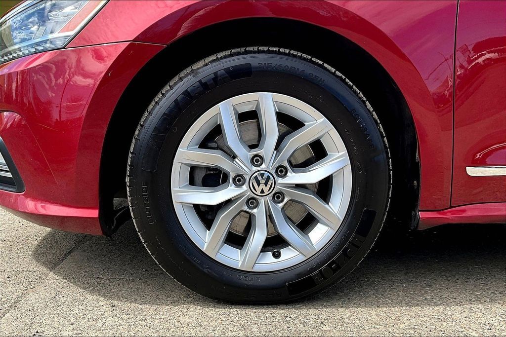 2016 Volkswagen Passat 1.8T S OR