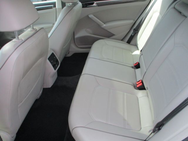 2016 Volkswagen Passat 1.8T SE Florence KY