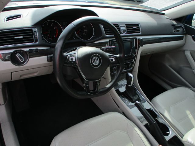 2016 Volkswagen Passat 1.8T SE Florence KY