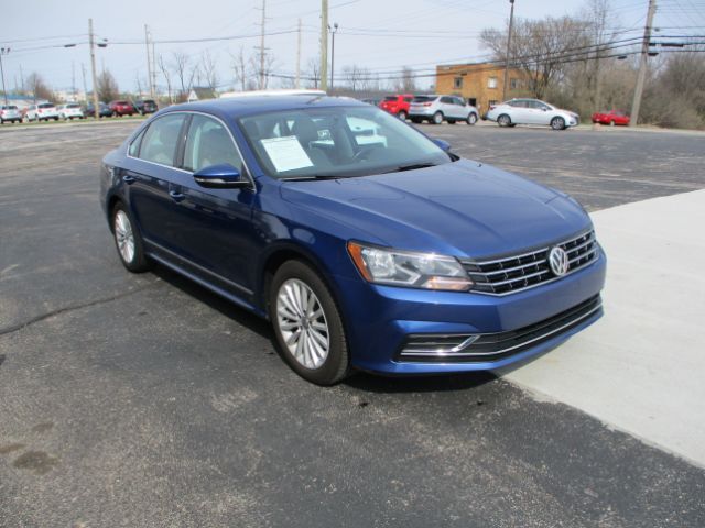 2016 Volkswagen Passat 1.8T SE