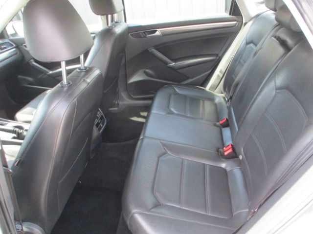 2016 Volkswagen Passat 1.8T SE Florence KY