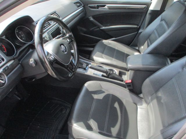 2016 Volkswagen Passat 1.8T SE Florence KY