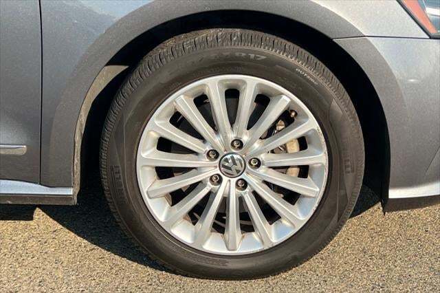 2016 Volkswagen Passat 1.8T SE Roseville CA