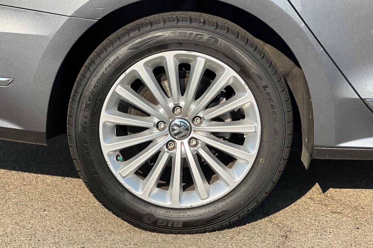 2016 Volkswagen Passat 1.8T SE Roseville CA