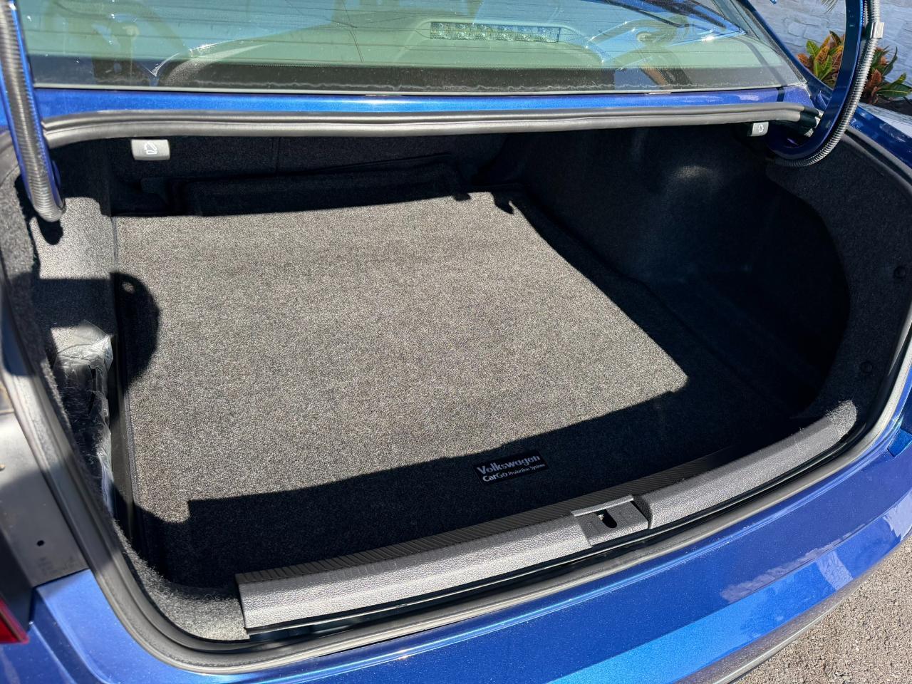 2016 Volkswagen Passat 4dr Sdn 1.8T Auto R-Line PZEV Jacksonville FL