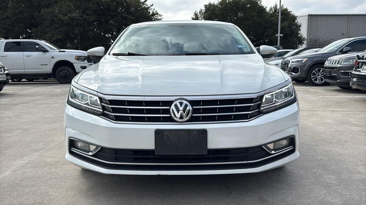 2016 Volkswagen Passat SE