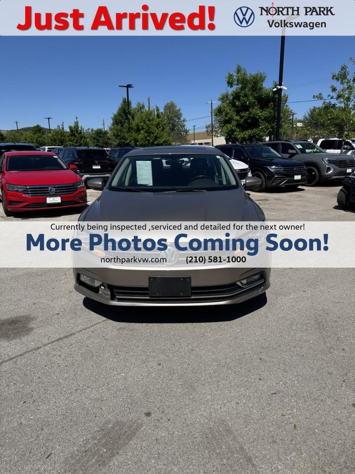 2016 Volkswagen Passat SEL