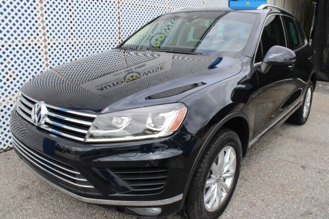 2016 Volkswagen TOUAREG VR6 SPORT AWD Melbourne FL