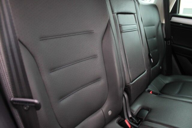 2016 Volkswagen TOUAREG VR6 SPORT AWD Melbourne FL