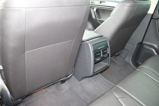 2016 Volkswagen TOUAREG VR6 SPORT AWD Melbourne FL