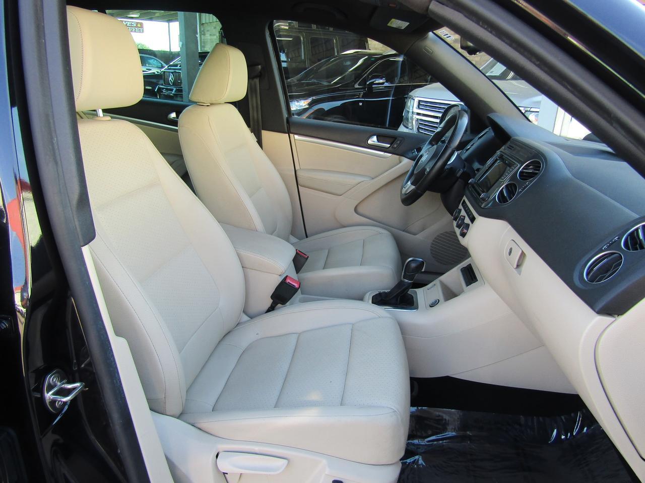 2016 Volkswagen Tiguan 2WD 4dr Auto R-Line Grand Prairie TX