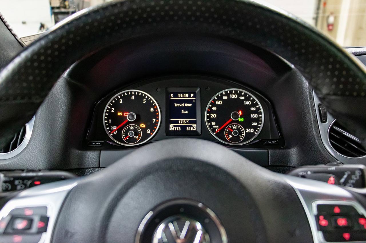 2016 Volkswagen Tiguan 4Motion Highline R-Line Red Deer AB