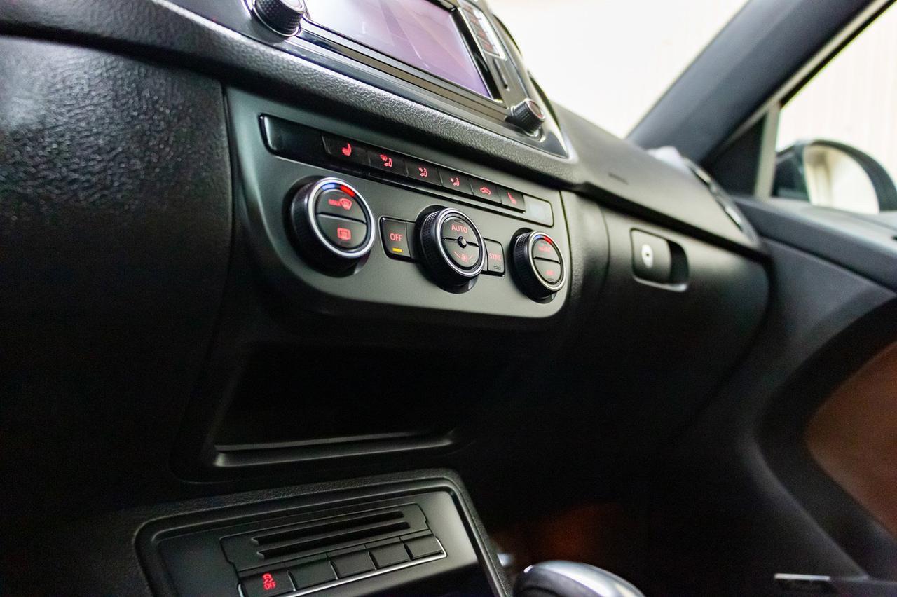 2016 Volkswagen Tiguan 4Motion Highline R-Line Red Deer AB