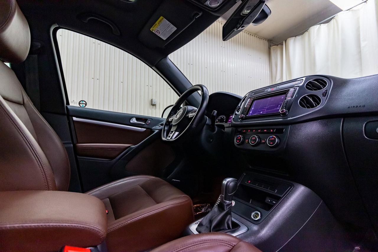 2016 Volkswagen Tiguan 4Motion Highline R-Line Red Deer AB