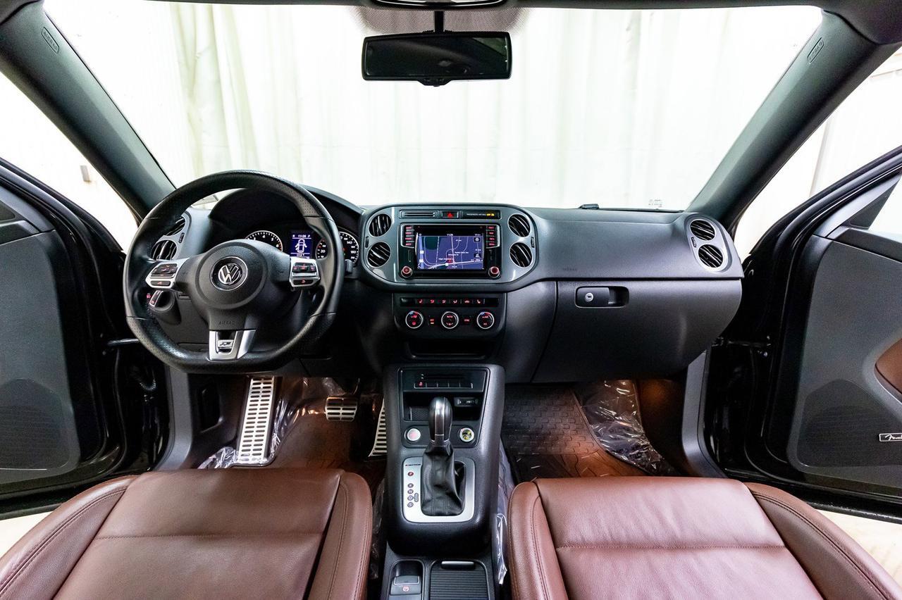 2016 Volkswagen Tiguan 4Motion Highline R-Line Red Deer AB