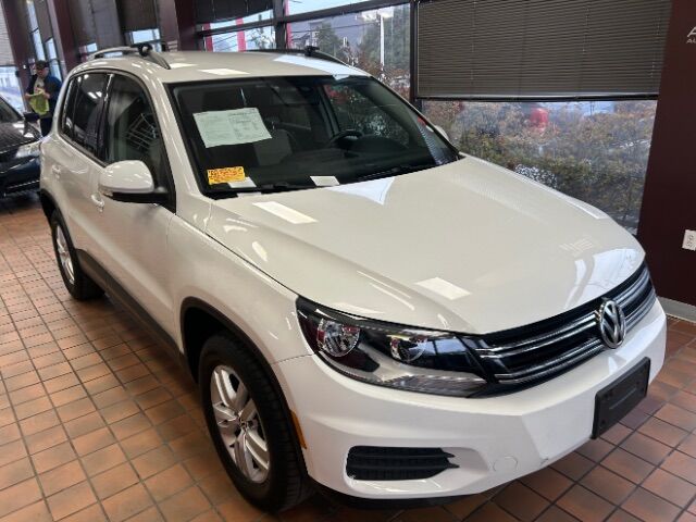 2016 Volkswagen Tiguan S