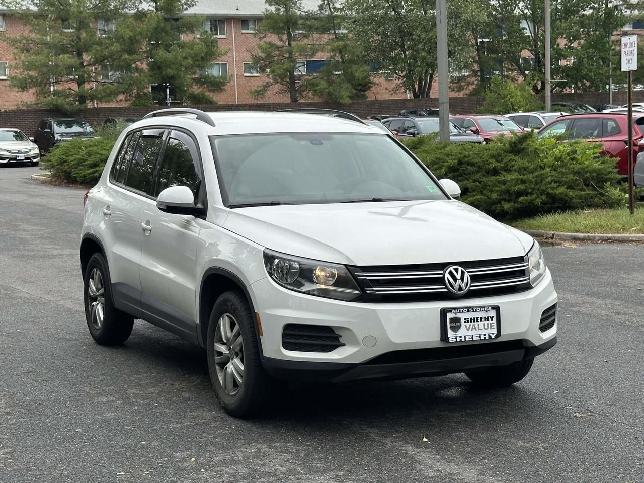 2016 Volkswagen Tiguan S
