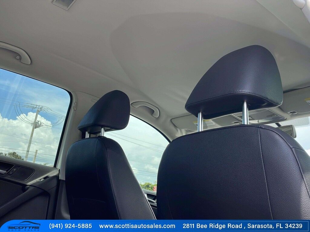 2016 Volkswagen Tiguan S~BLUETOOTH~BUCKETS SEATS~CRUISE CONTROL~HALOGEN HEADLIGHTS~REARVIEW CAMERA~TURBOCHARGER~LOW MILES Sarasota FL