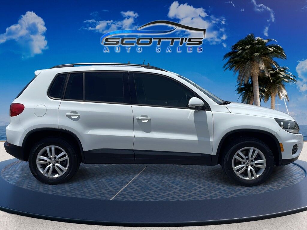 2016 Volkswagen Tiguan S~BLUETOOTH~BUCKETS SEATS~CRUISE CONTROL~HALOGEN HEADLIGHTS~REARVIEW CAMERA~TURBOCHARGER~LOW MILES Sarasota FL