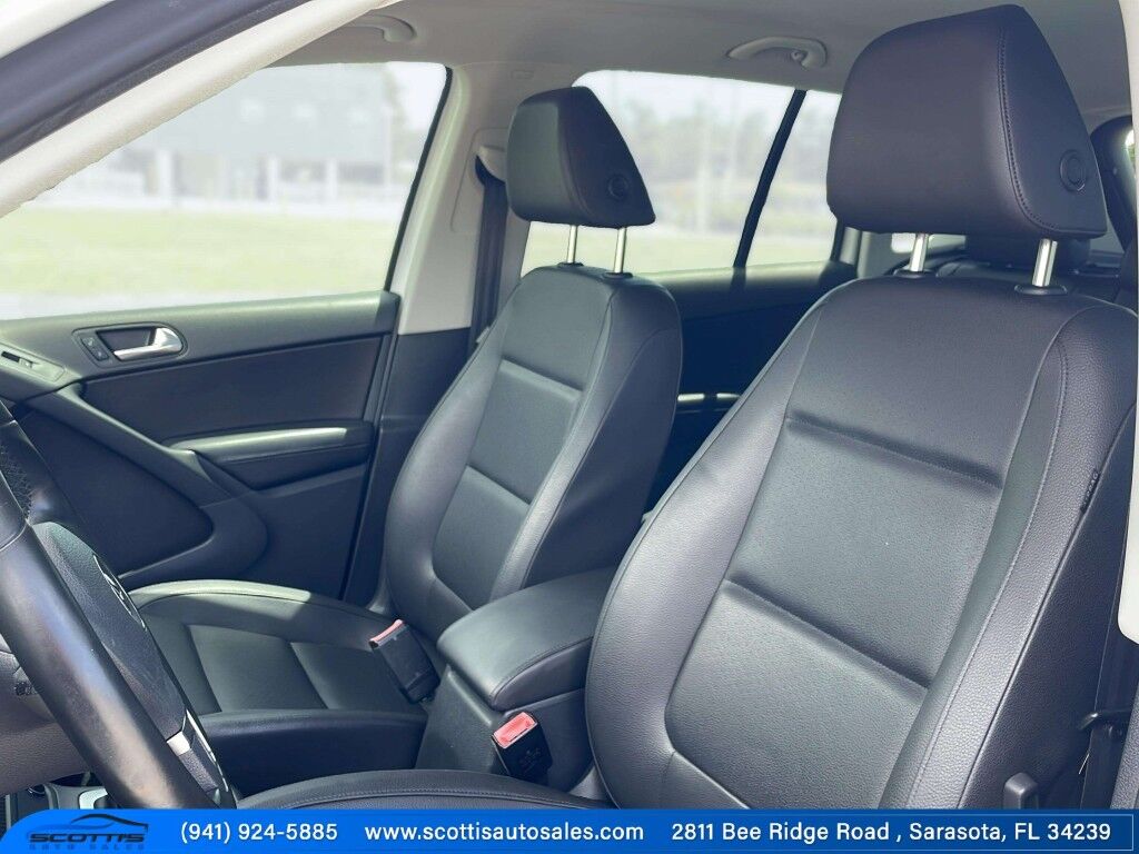 2016 Volkswagen Tiguan S~BLUETOOTH~BUCKETS SEATS~CRUISE CONTROL~HALOGEN HEADLIGHTS~REARVIEW CAMERA~TURBOCHARGER~LOW MILES Sarasota FL