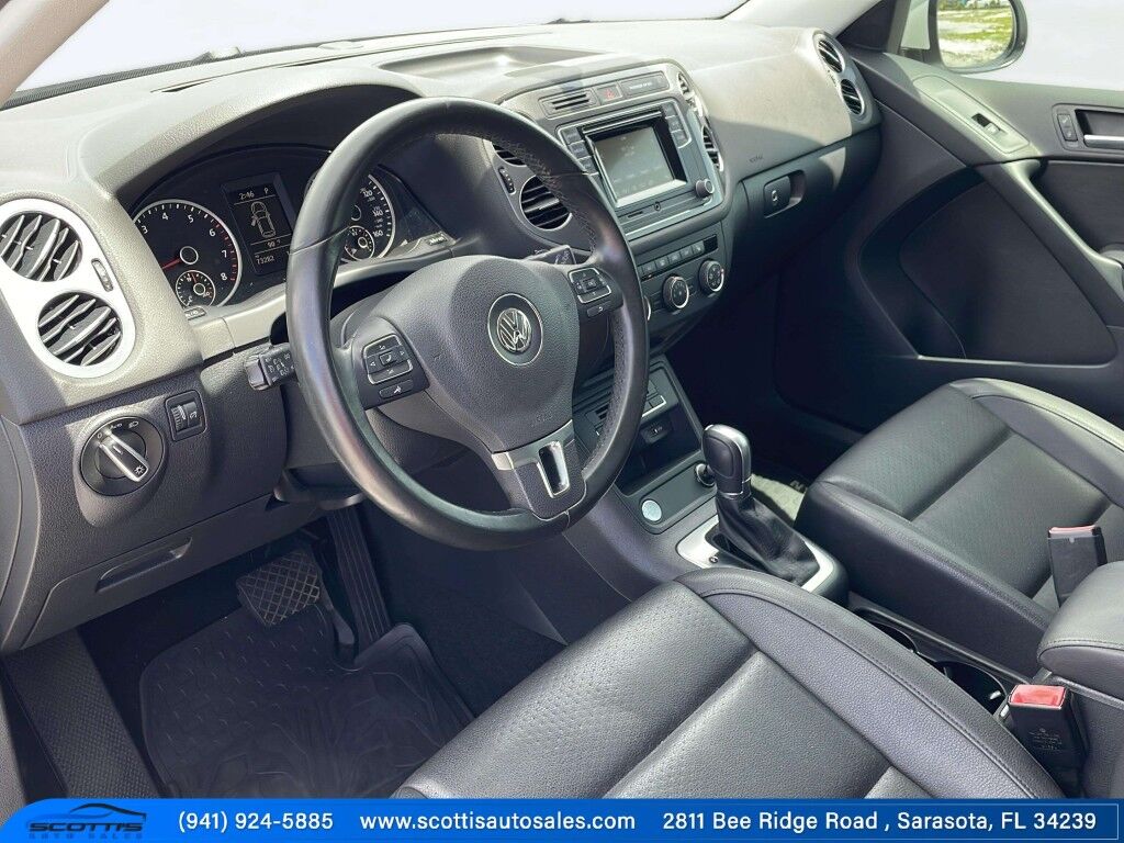 2016 Volkswagen Tiguan S~BLUETOOTH~BUCKETS SEATS~CRUISE CONTROL~HALOGEN HEADLIGHTS~REARVIEW CAMERA~TURBOCHARGER~LOW MILES Sarasota FL