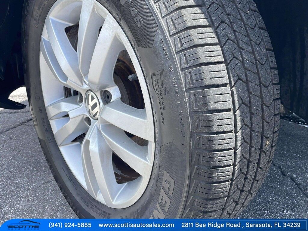 2016 Volkswagen Tiguan S~BLUETOOTH~BUCKETS SEATS~CRUISE CONTROL~HALOGEN HEADLIGHTS~REARVIEW CAMERA~TURBOCHARGER~LOW MILES Sarasota FL