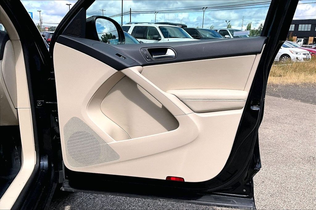 2016 Volkswagen Tiguan SE OR
