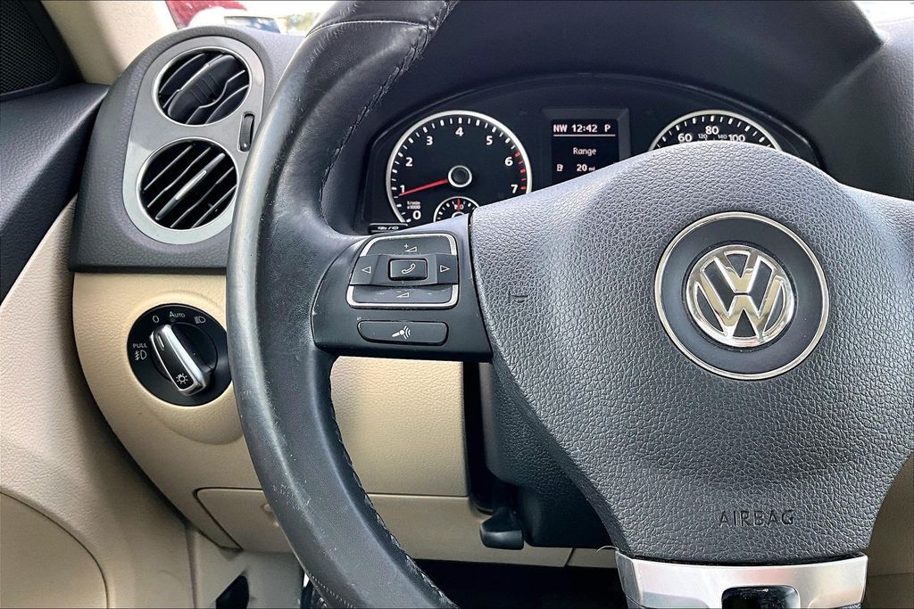 2016 Volkswagen Tiguan SE OR
