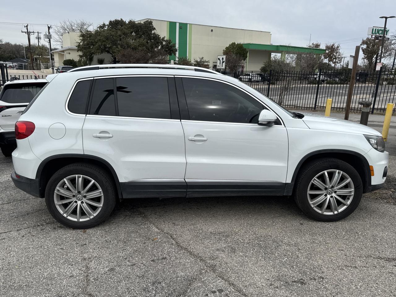 2016 Volkswagen Tiguan SE