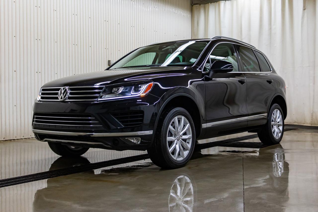 2016 Volkswagen Touareg 4Motion Comfortline Leather Roof Nav Red Deer AB