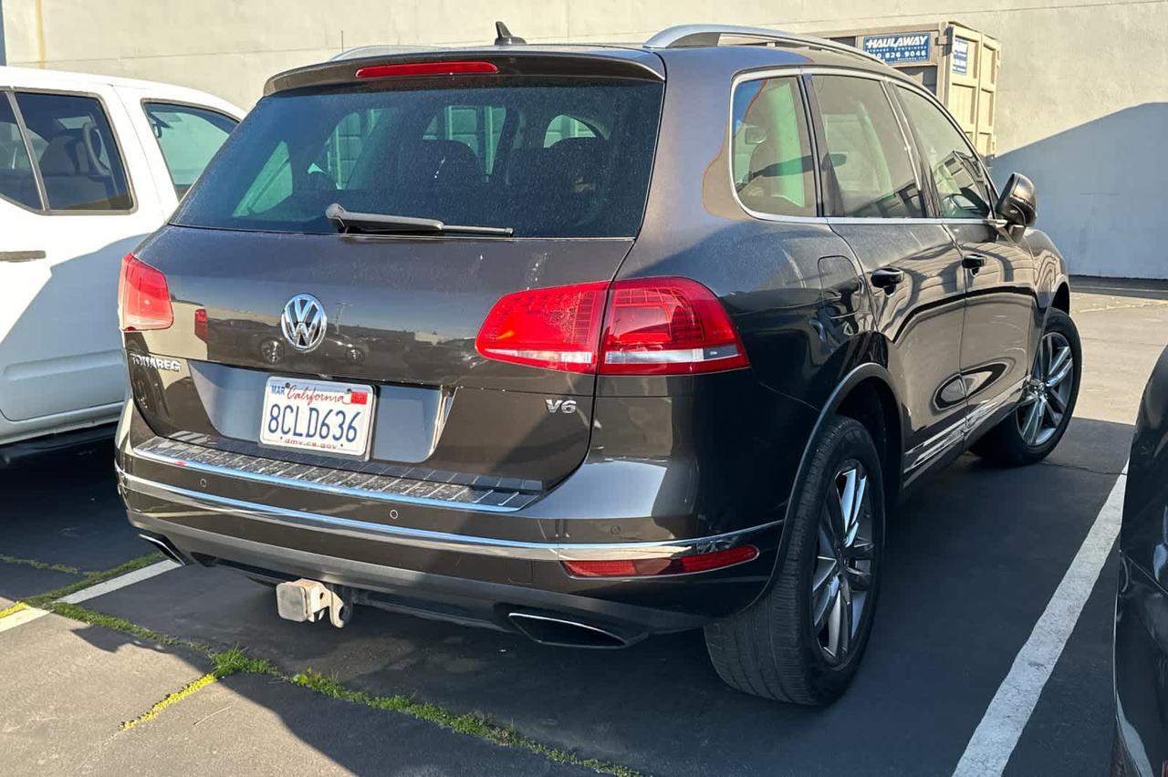 2016 Volkswagen Touareg Lux