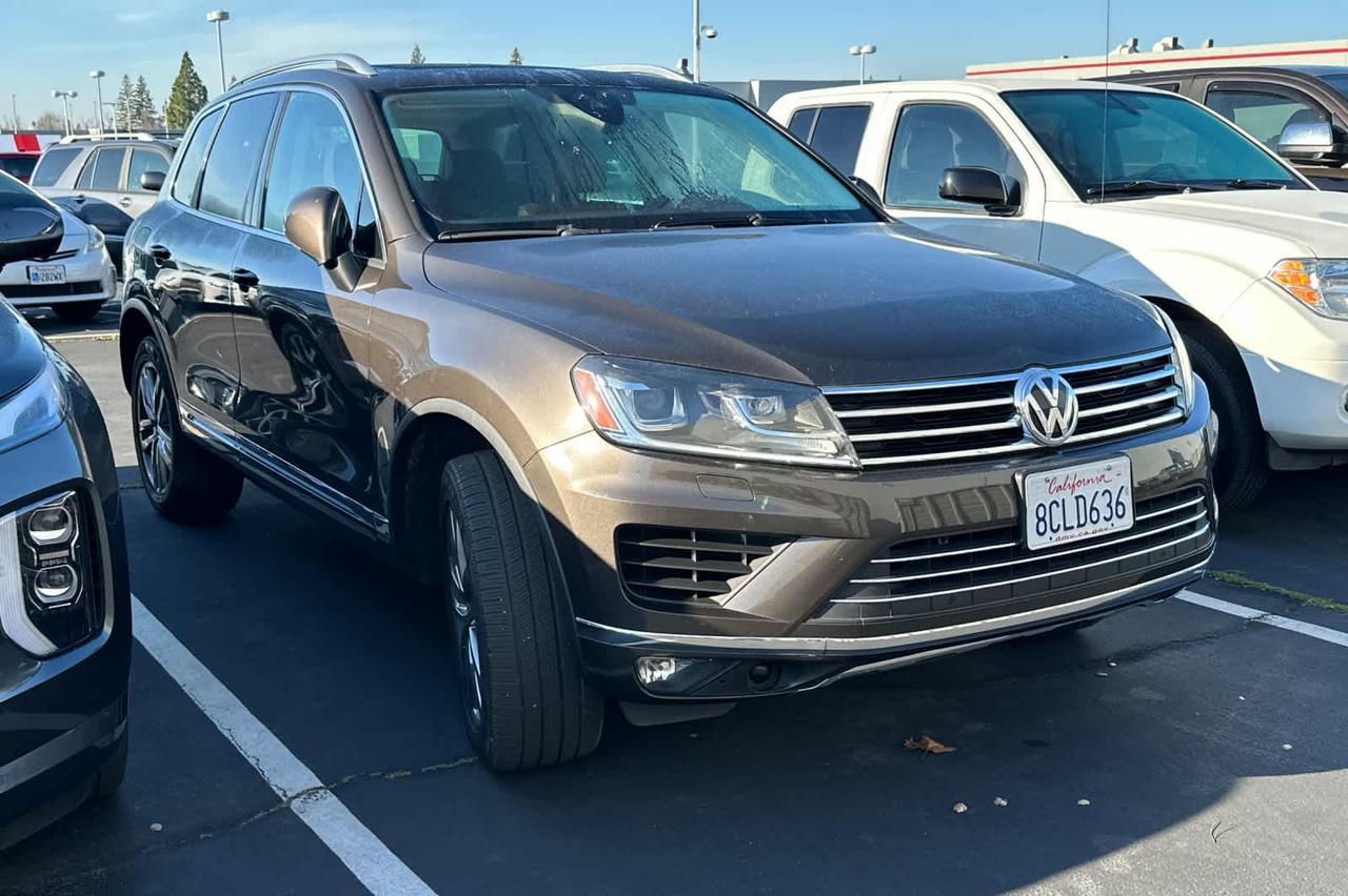 2016 Volkswagen Touareg Lux
