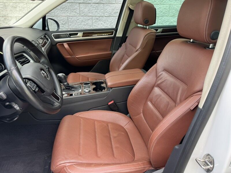 2016 Volkswagen Touareg Sport Willow Grove PA