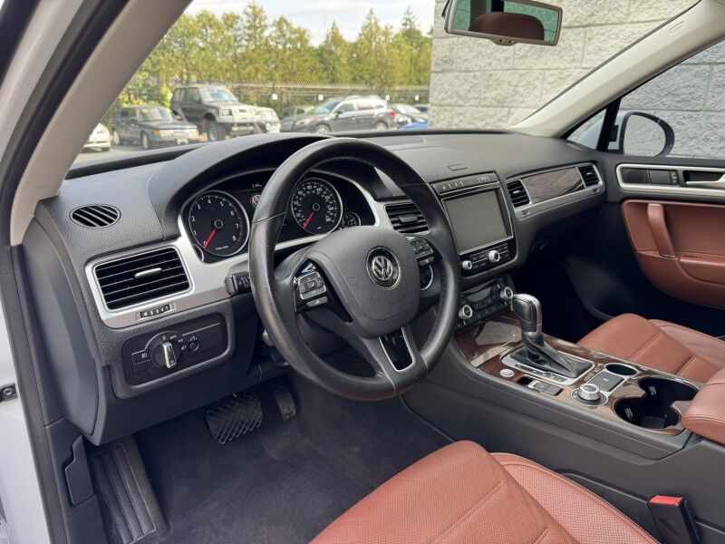 2016 Volkswagen Touareg Sport Willow Grove PA
