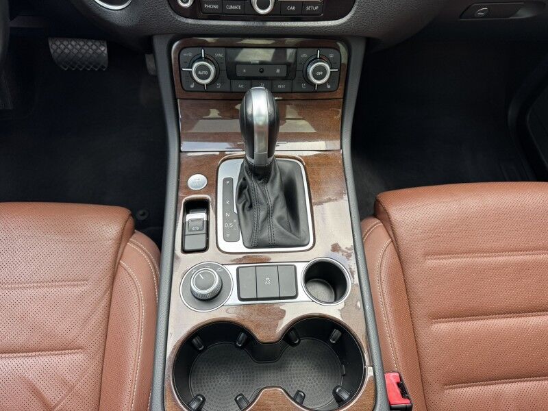 2016 Volkswagen Touareg Sport Willow Grove PA