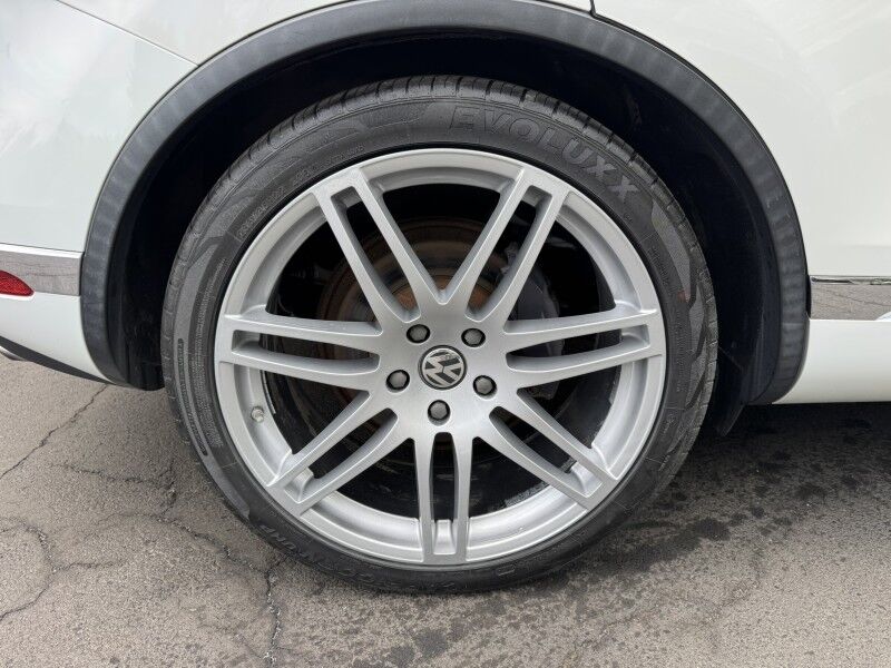 2016 Volkswagen Touareg Sport Willow Grove PA