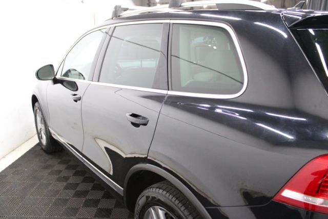 2016 Volkswagen Touareg VR6 Lux Chantilly VA