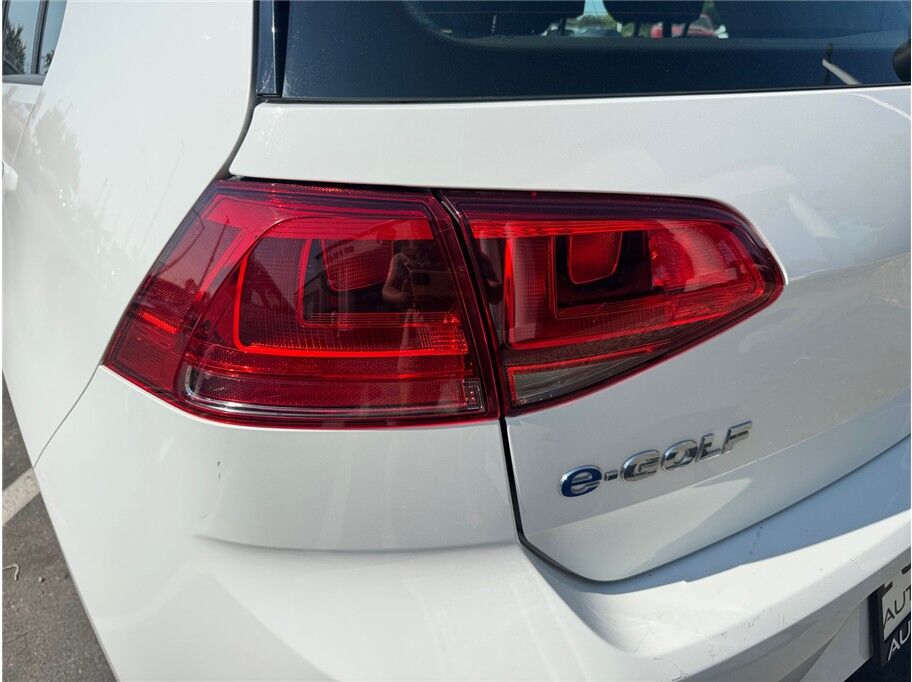 2016 Volkswagen e-Golf SE Hatchback Sedan 4D Folsom CA